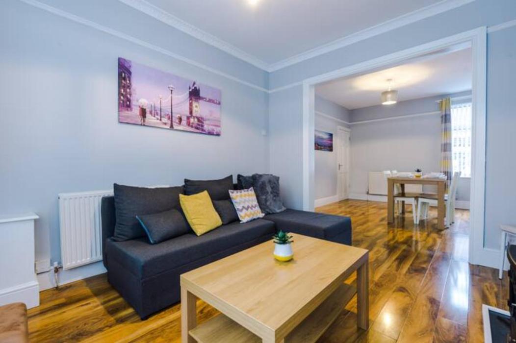 Anfield House 2 Bedroom 2 Mins From Anfield Stadium Sleeps 7 ลิเวอร์พูล ภายนอก รูปภาพ